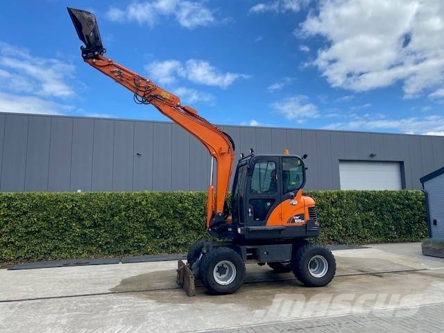 Doosan DX 55 W Wielgraafmachines