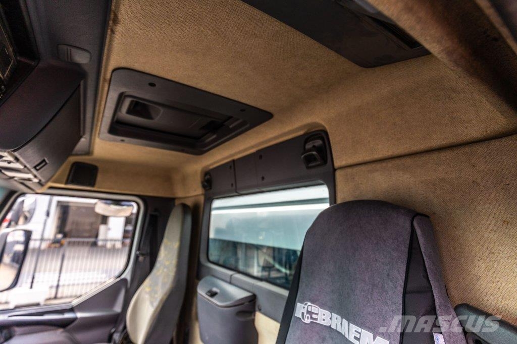 Renault PREMIUM 270 + MAGYAR 14000L+4COMP タンカートラック