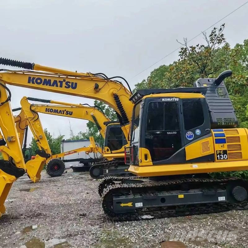 Komatsu PC 130 中型油圧ショベル 7ｔ-12ｔ（ユンボ・パワーショベル・バックホー）