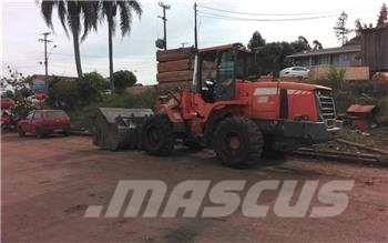 Doosan DL 200 Kolesové nakladače
