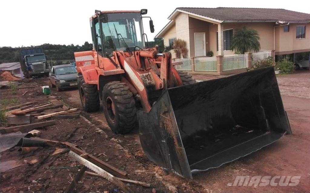 Doosan DL 200 Kolesové nakladače