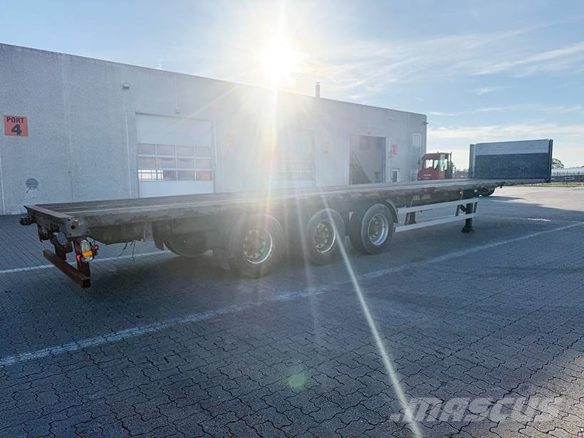 Kel-Berg Flatbed / Flachbettauflieger Flatbed/Dropside semi-trailers