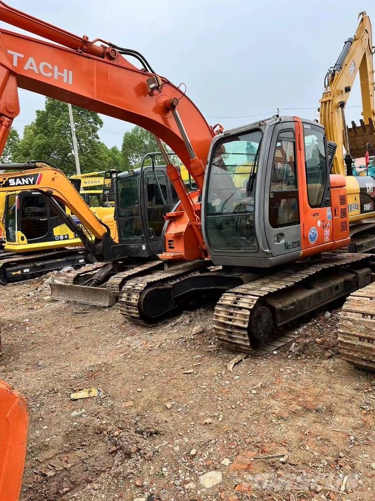 Hitachi ZX 135 US Vikšriniai ekskavatoriai