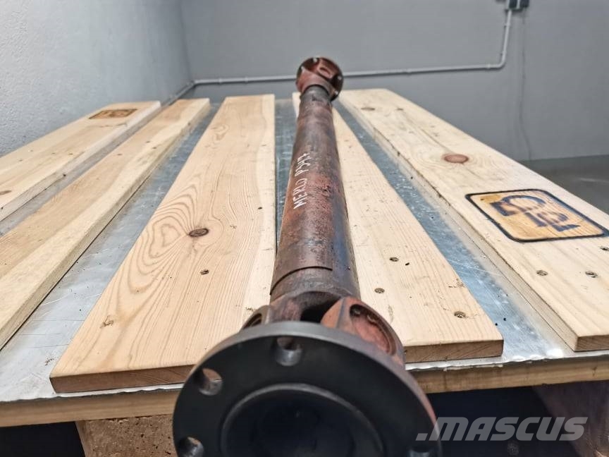 Merlo P 34.7 {cardan shaft } 차축