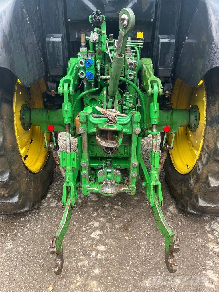 John Deere 6115M Traktörler