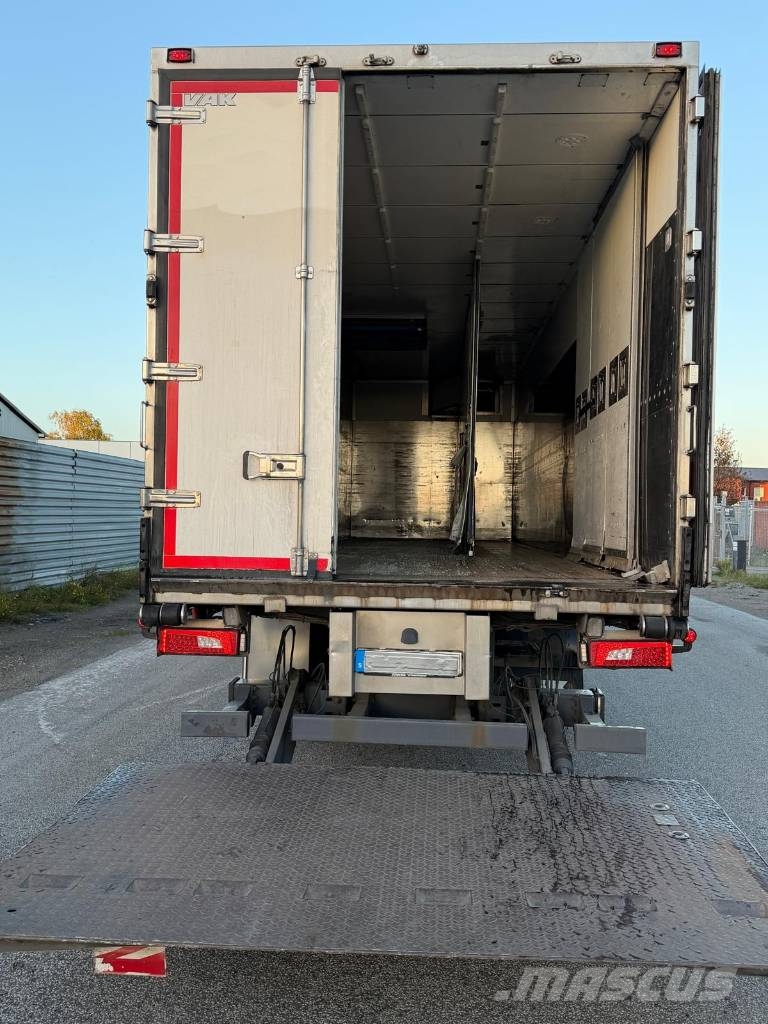 Scania P320LB6X2*4MNB Seria nr 4683 Camion frigorifique