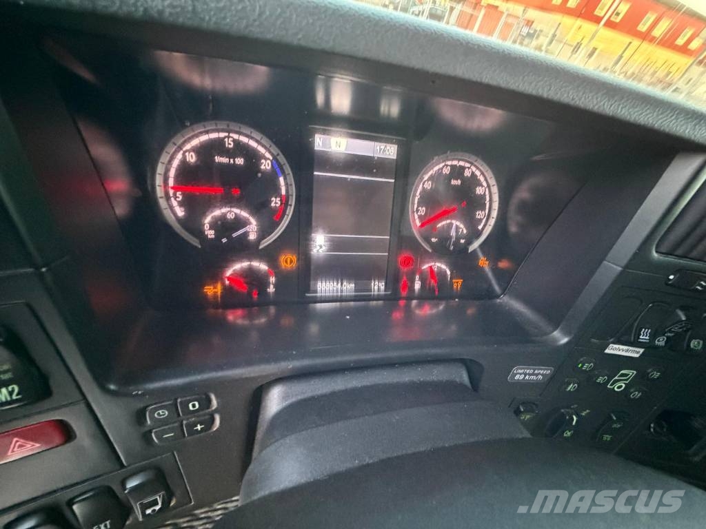 Scania P320LB6X2*4MNB Seria nr 4683 Camion frigorifique