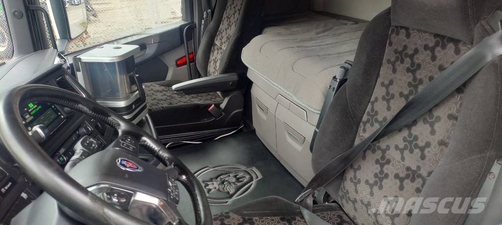 Scania R500 6x2 Trekkers