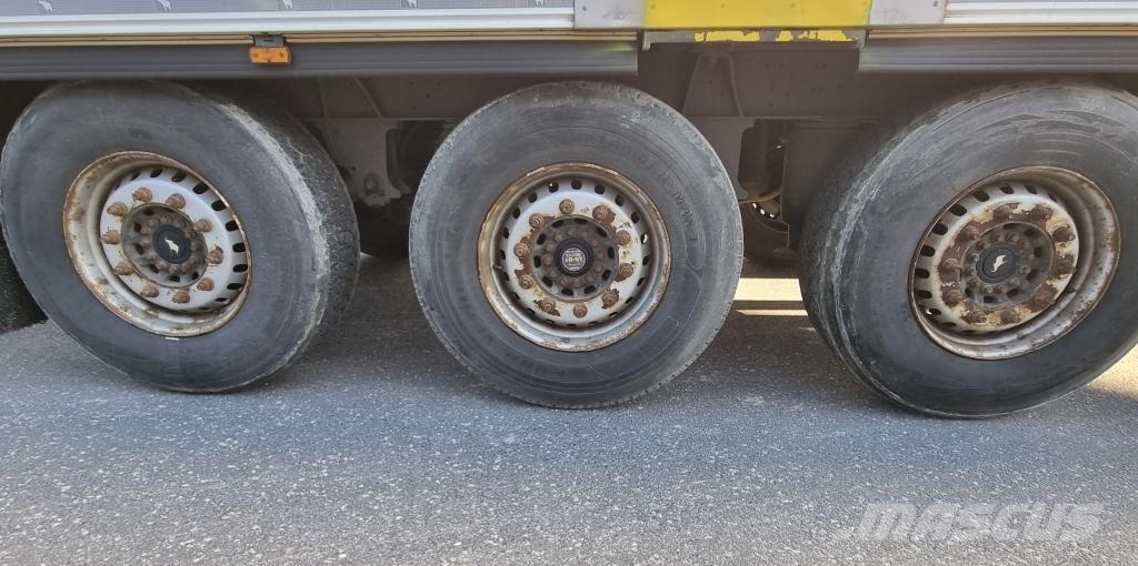 Schmitz Cargobull Trailer Reefer Multi Temp & Double Stock Straight Koel-vries opleggers