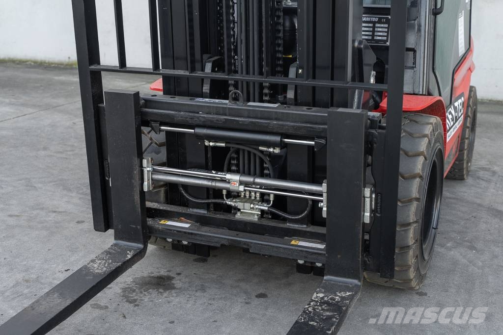 Manitou MI 30 D Dīzeļa autoiekrāvēji