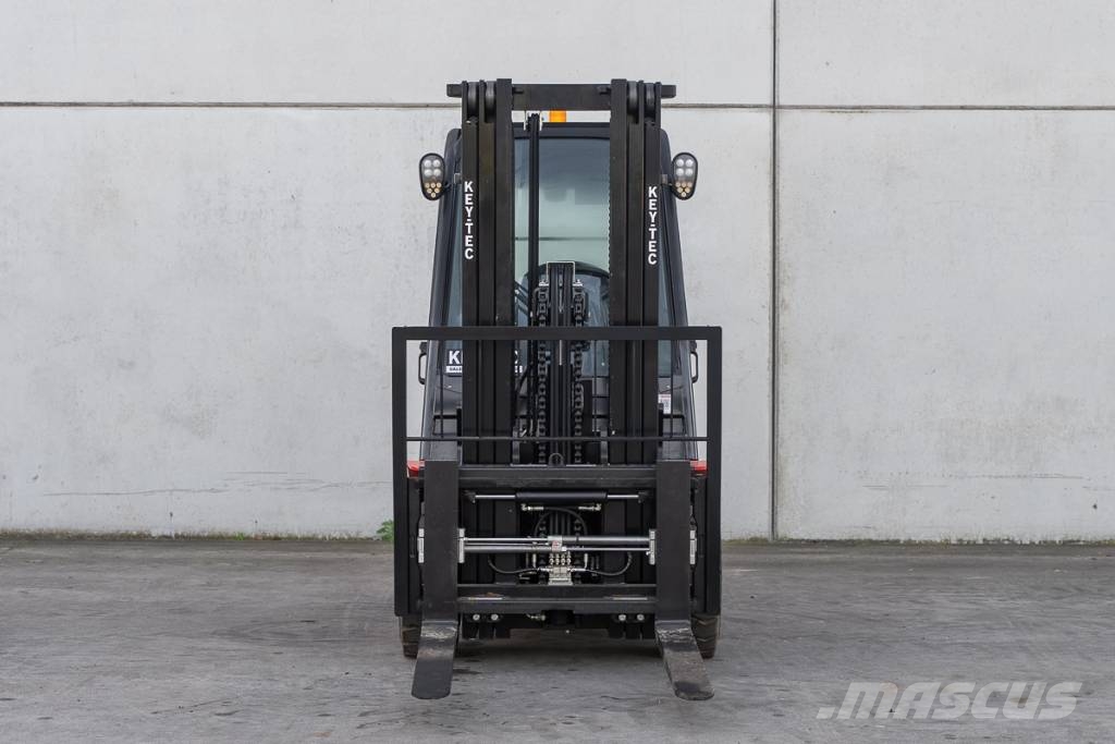Manitou MI 30 D Dīzeļa autoiekrāvēji