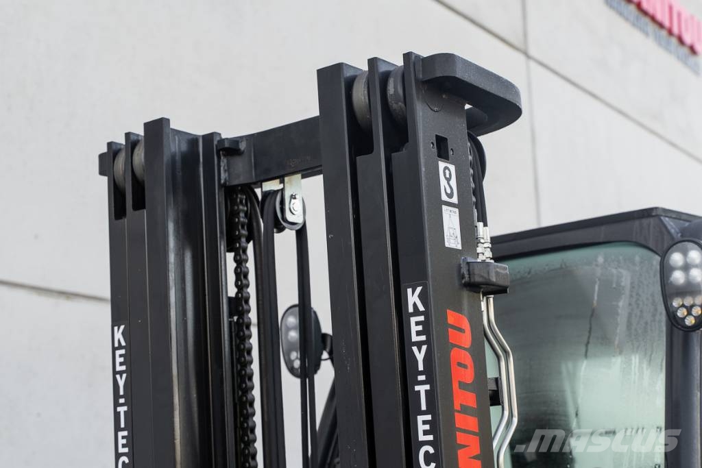 Manitou MI 30 D Dīzeļa autoiekrāvēji