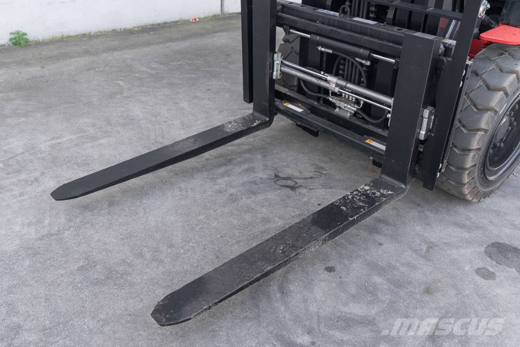 Manitou MI 30 D Dīzeļa autoiekrāvēji