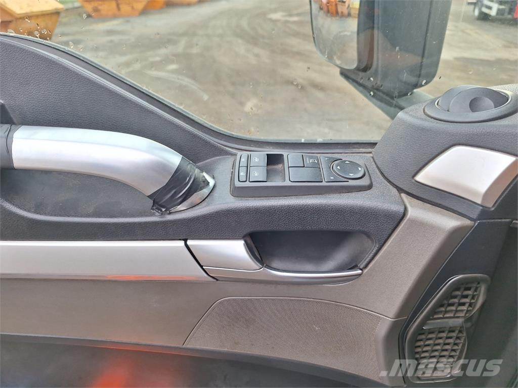 MAN TGS 26.440 6X6H BL + HR KESLA 2014ZT Camion benne