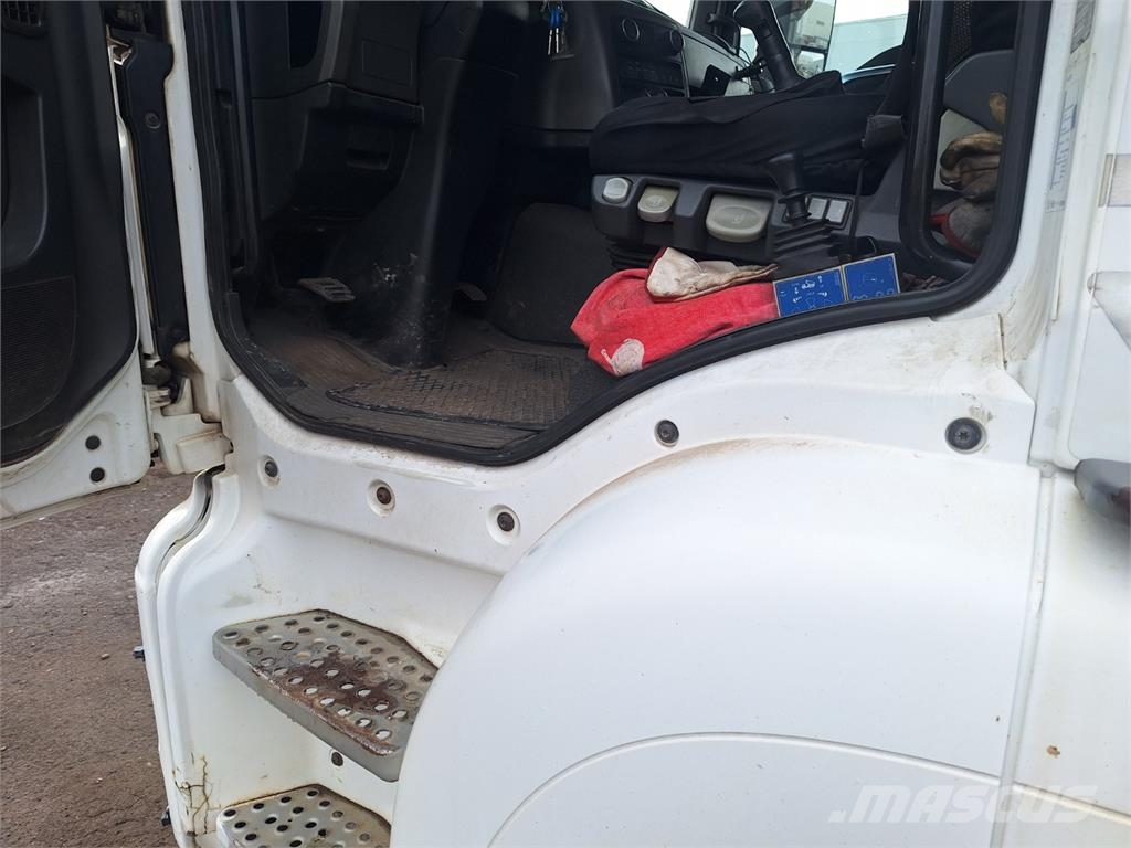 MAN TGS 26.440 6X6H BL + HR KESLA 2014ZT Camion benne