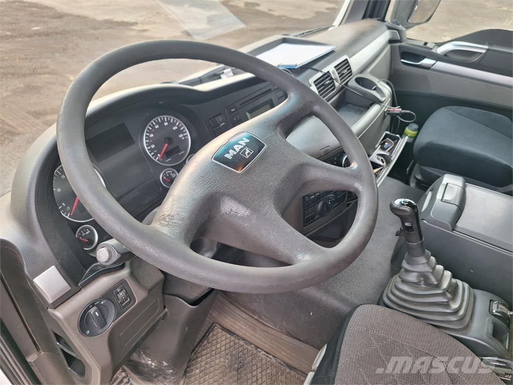 MAN TGS 26.440 6X6H BL + HR KESLA 2014ZT Camion benne