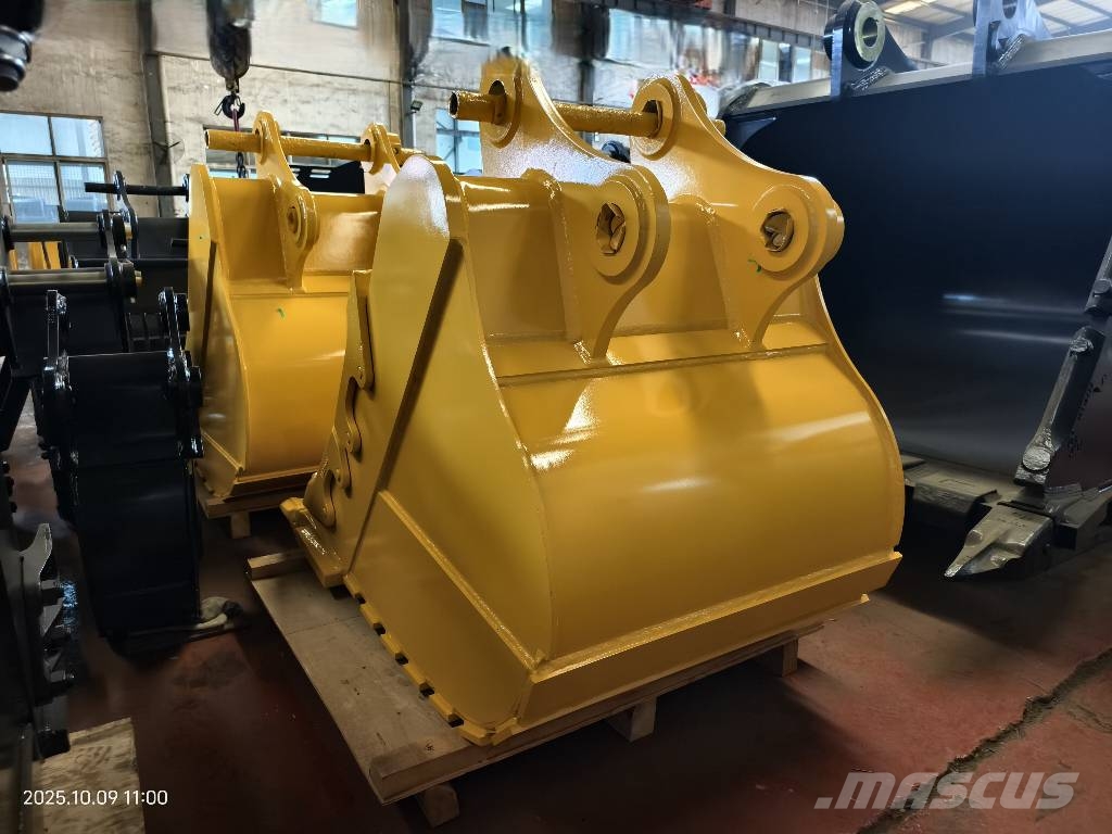 Komatsu PC 200 Ekskavaatorikopad ja lisaseadmed