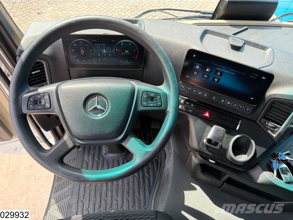 Mercedes-Benz Actros 1845 EURO 6d Vetopöytäautot