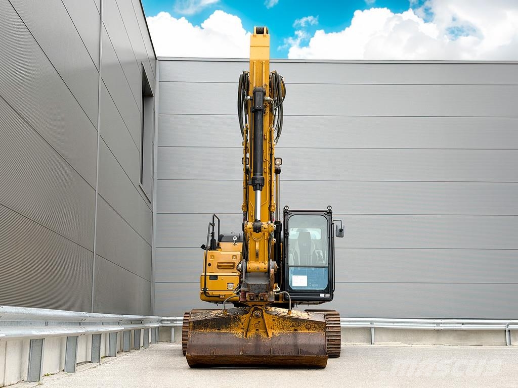 CAT 323F Bandgrävare