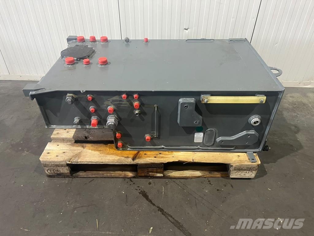 Liebherr tank Hydraulikk