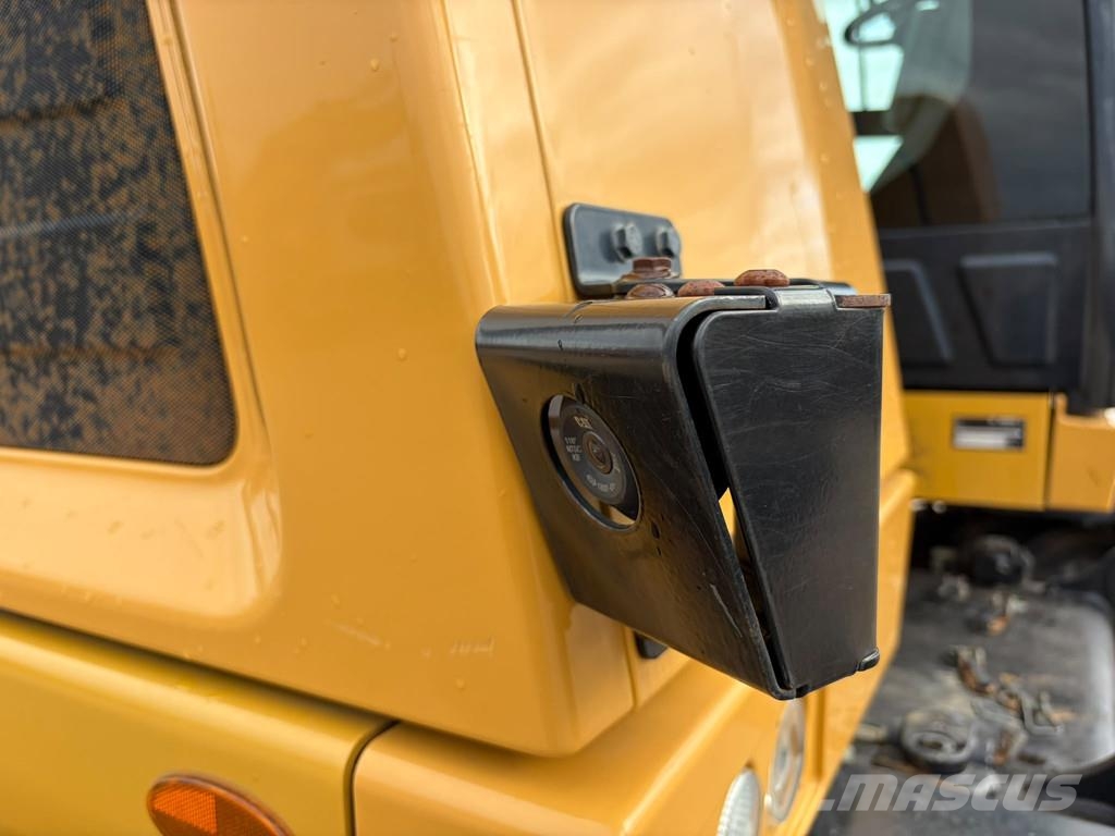 CAT M314F حفارات بعجل