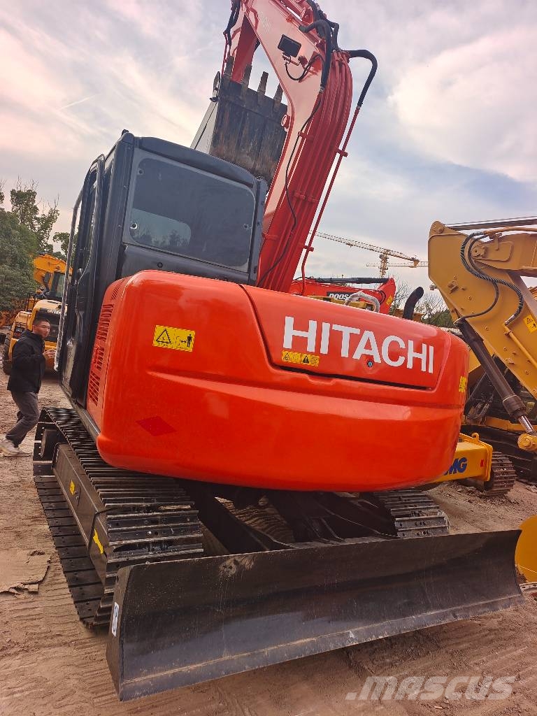 Hitachi Zaxis 70 Midigrävmaskiner 7t - 12t