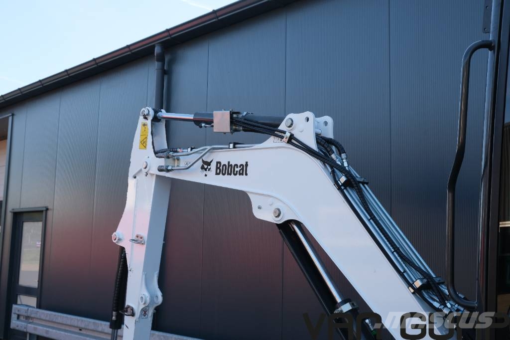 Bobcat E34 | 2023 | 379h Mini kotrók < 7t