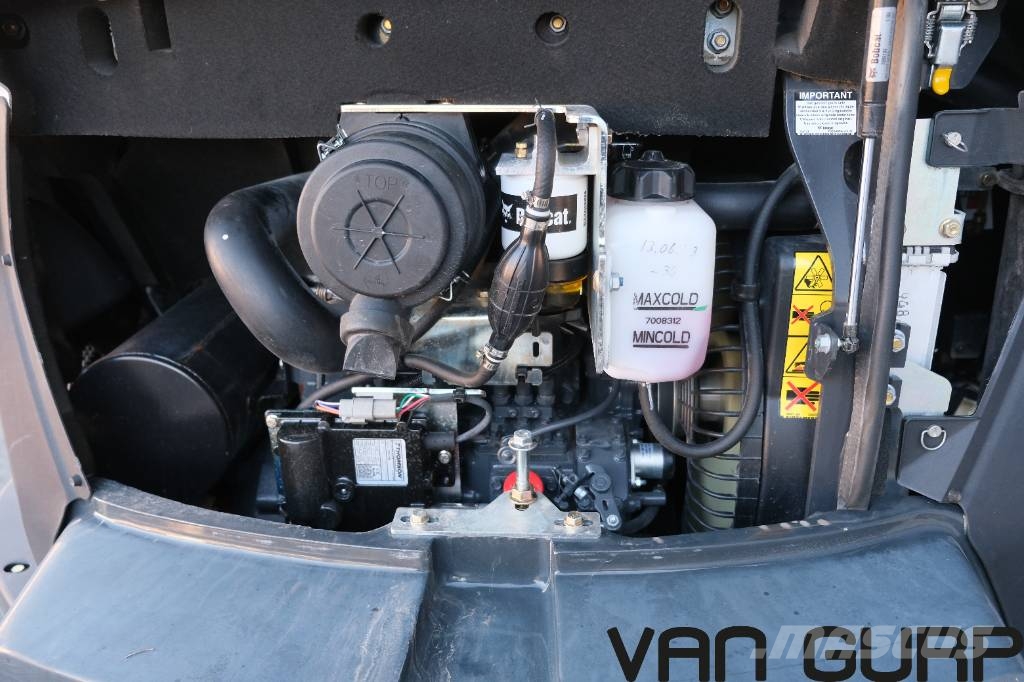 Bobcat E34 | 2023 | 379h Mini kotrók < 7t