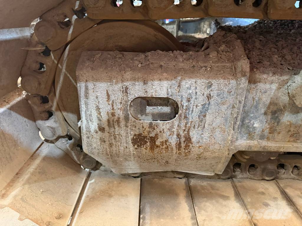 Develon DX 140 LC-7 Верижен екскаватор