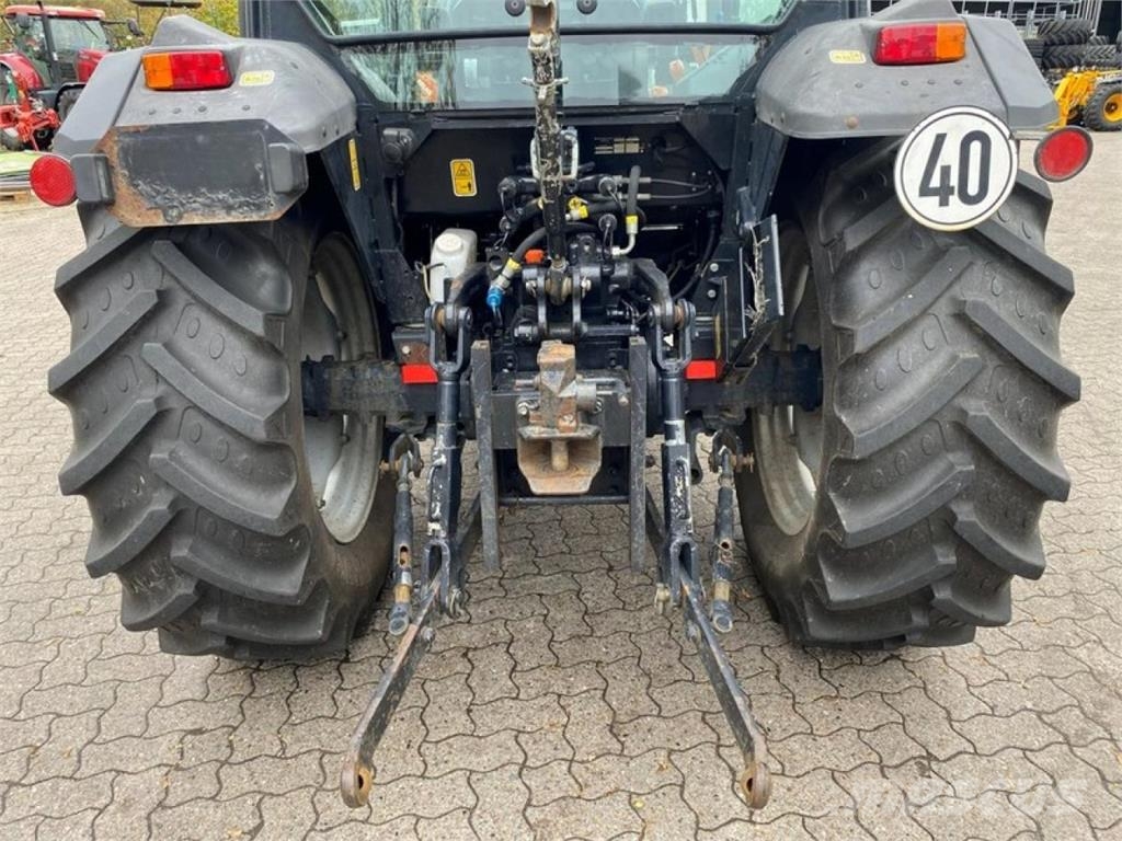 Deutz-Fahr AGROPLUS 315 MIT FRONTLADER Traktoren