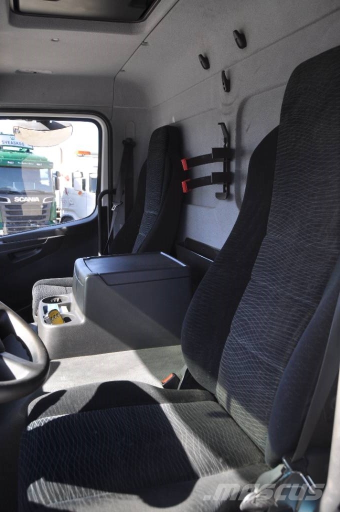 Mercedes-Benz Atego 1523 Φορτηγά Κόφα