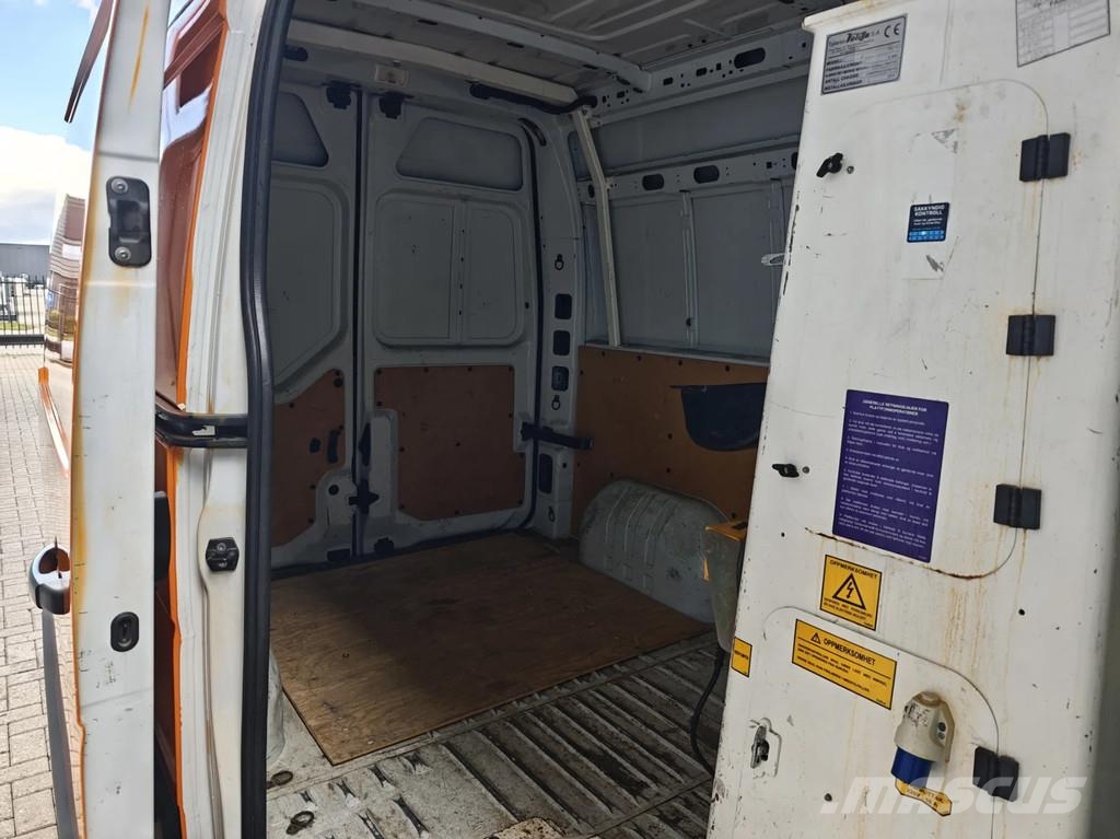 Renault Master 2.3 DXI Movex TLF 13 LKW-Arbeitsbühnen