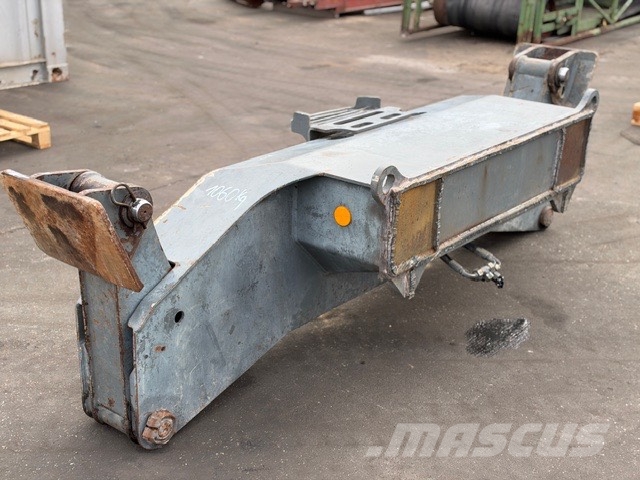 Liebherr A 316 USED STABILIZER Deske / noži