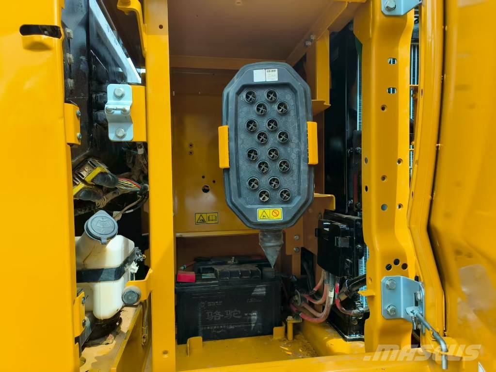 CAT 320 GC Bagri goseničarji