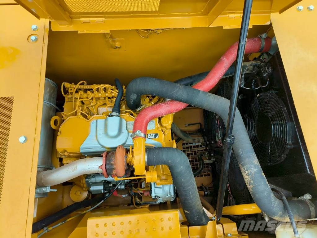CAT 320 GC Bagri goseničarji