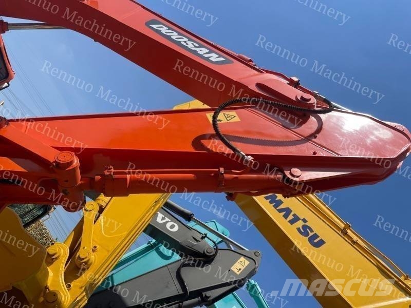 Doosan DH 300 LC-7 Koparki gąsienicowe