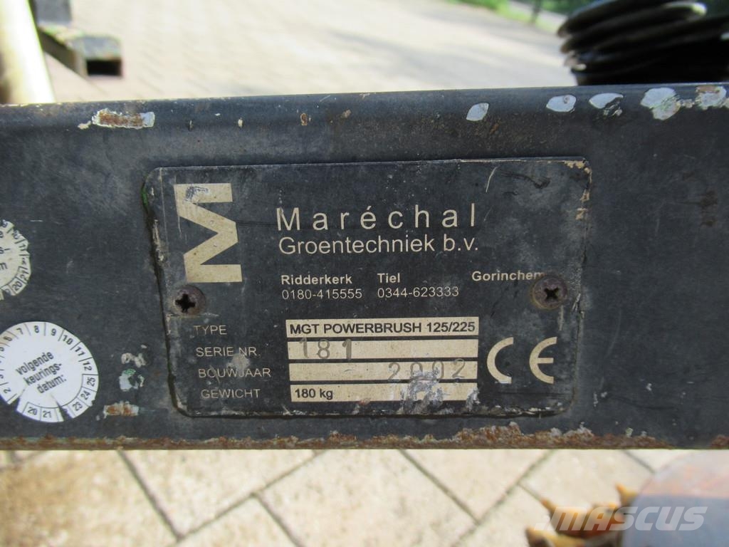 Roberine 1503 - 628 4WD Onkruidborstelmachine Balayeuse / Autolaveuse
