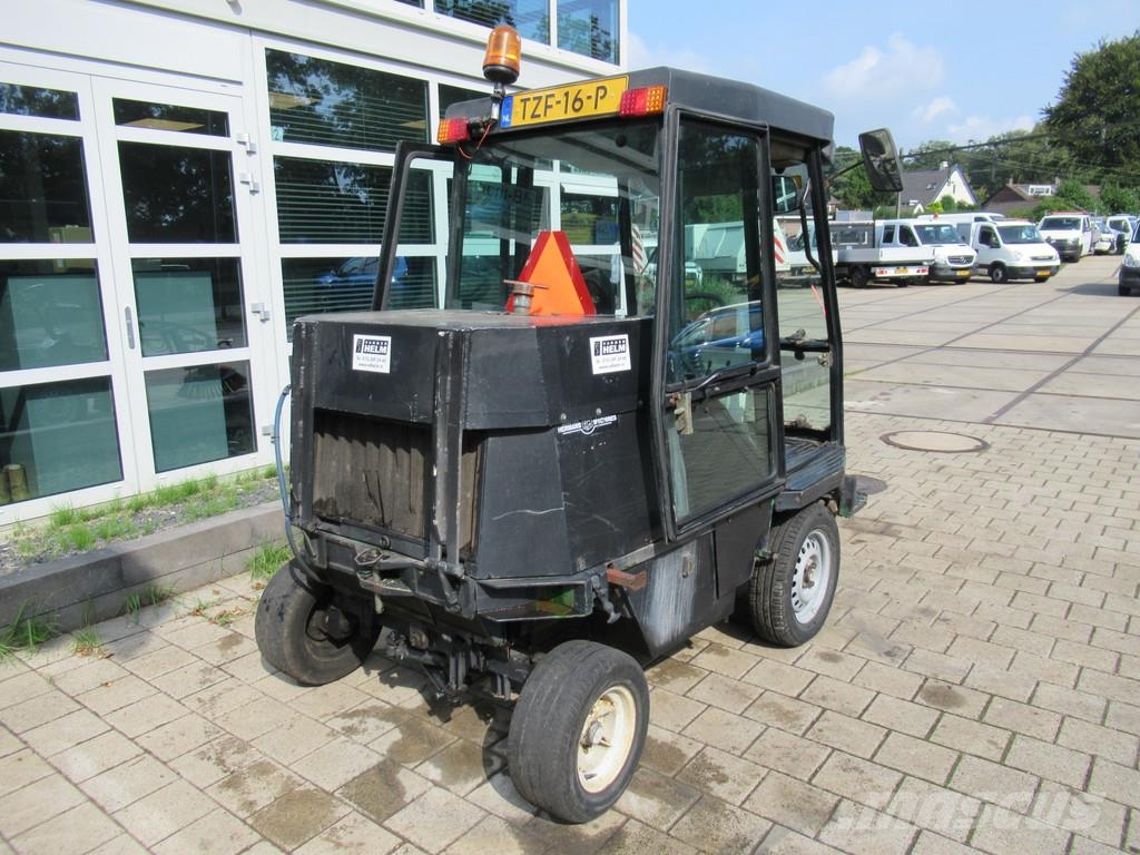 Roberine 1503 - 628 4WD Onkruidborstelmachine Balayeuse / Autolaveuse