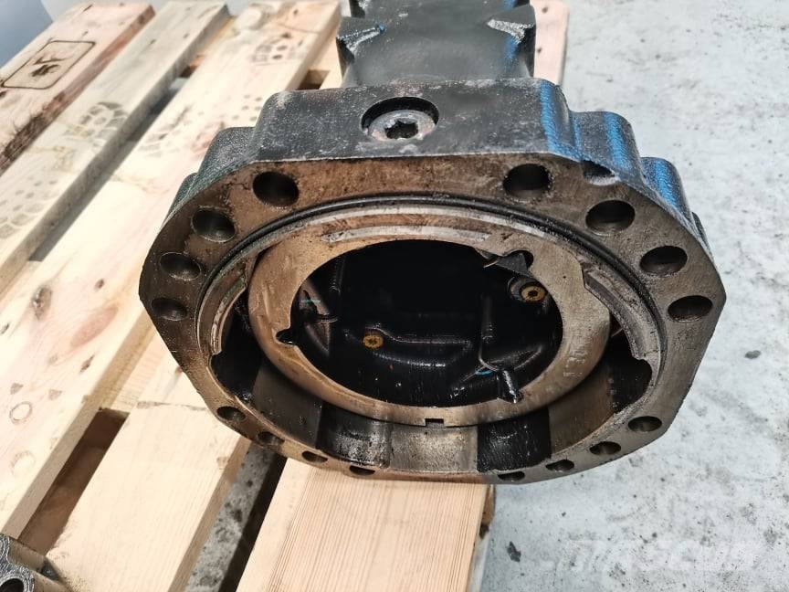 Terex 737 Agri Lift case Spicer 2120600168905} Chassis og suspension