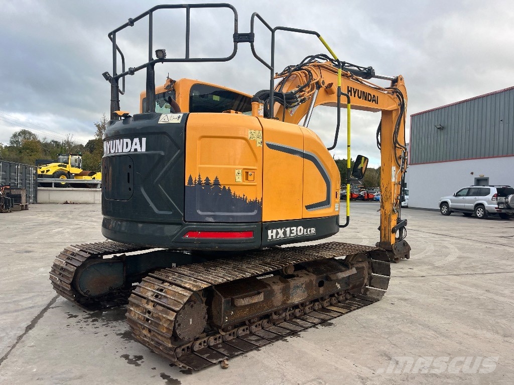 Hyundai HX130LCR Kāpurķēžu ekskavatori