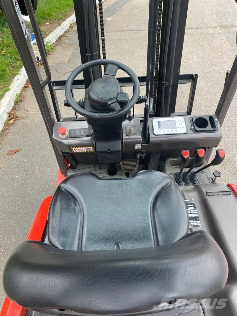 Manitou ME 316 Electric forklifts