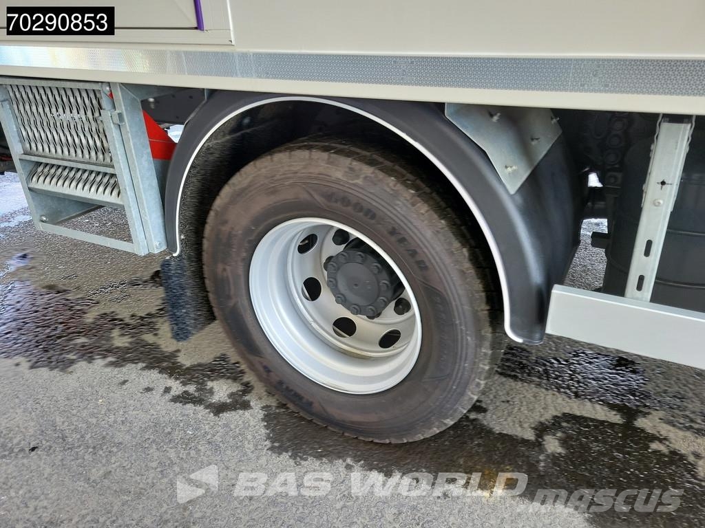 DAF LF 260 LF 4X2 LIKE NEW 14t NL-Truck PTO + aggregat Caminhões baú