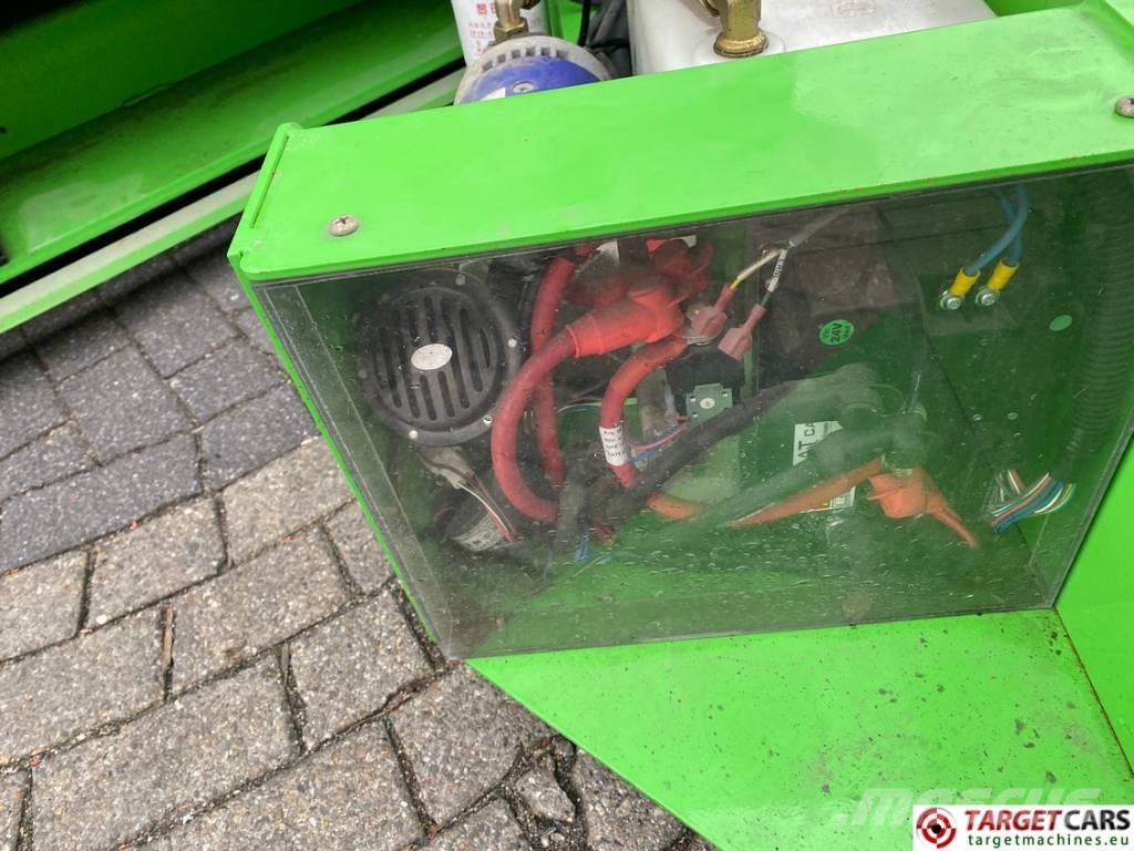 Dingli JCPT1612 DC Electric Scissor Work Lift 1570cm رافعات مقصية الشكل
