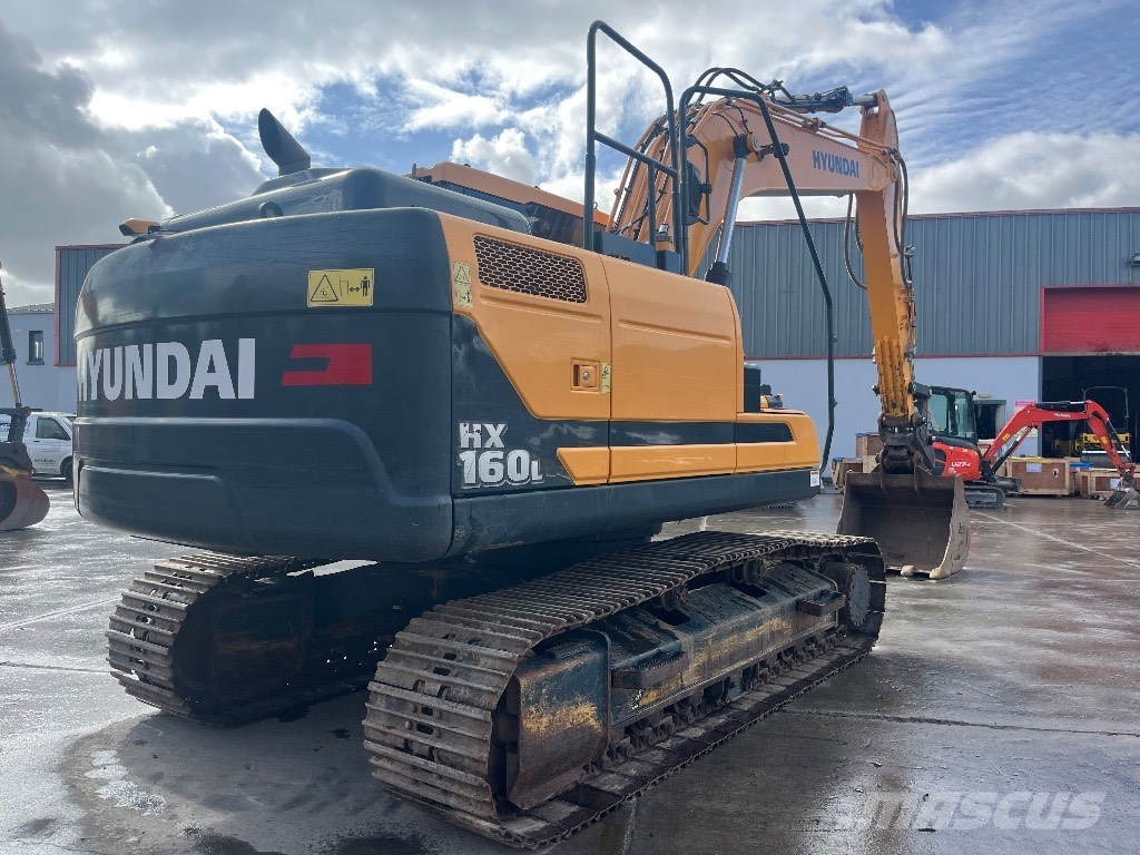 Hyundai HX160L Гусеничні екскаватори