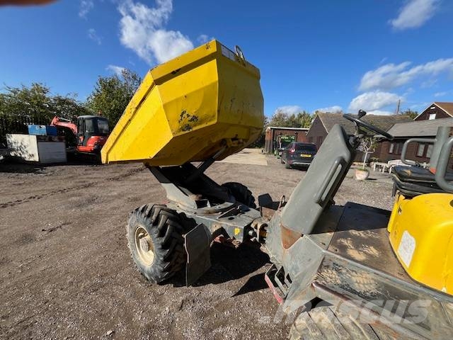 Neuson 3001 S Site dumpers