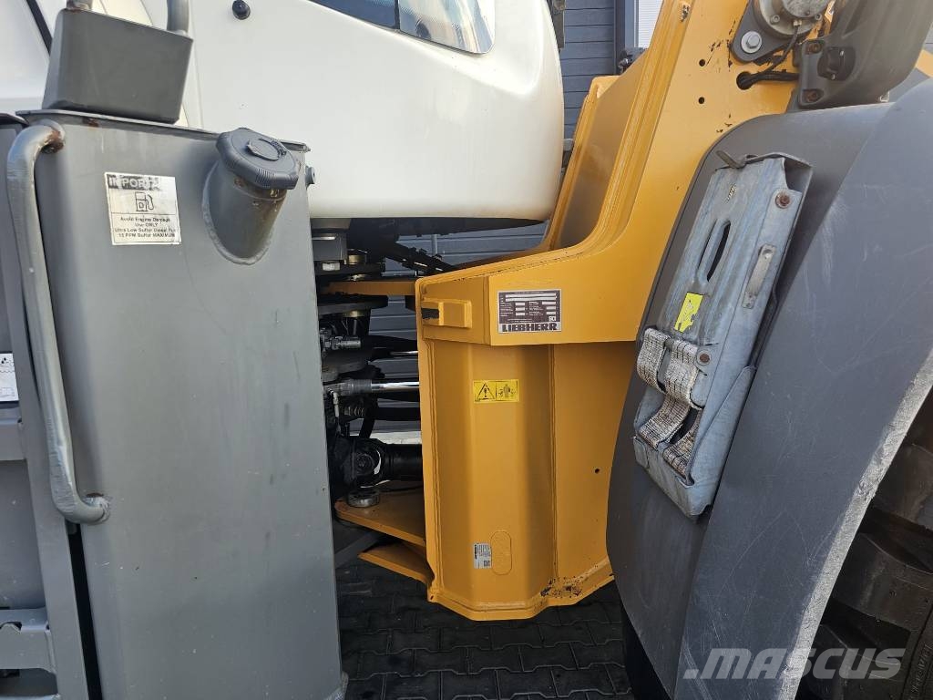 Liebherr Liebherr L556 Xpower Wysoki Wysyp Ładowarki kołowe