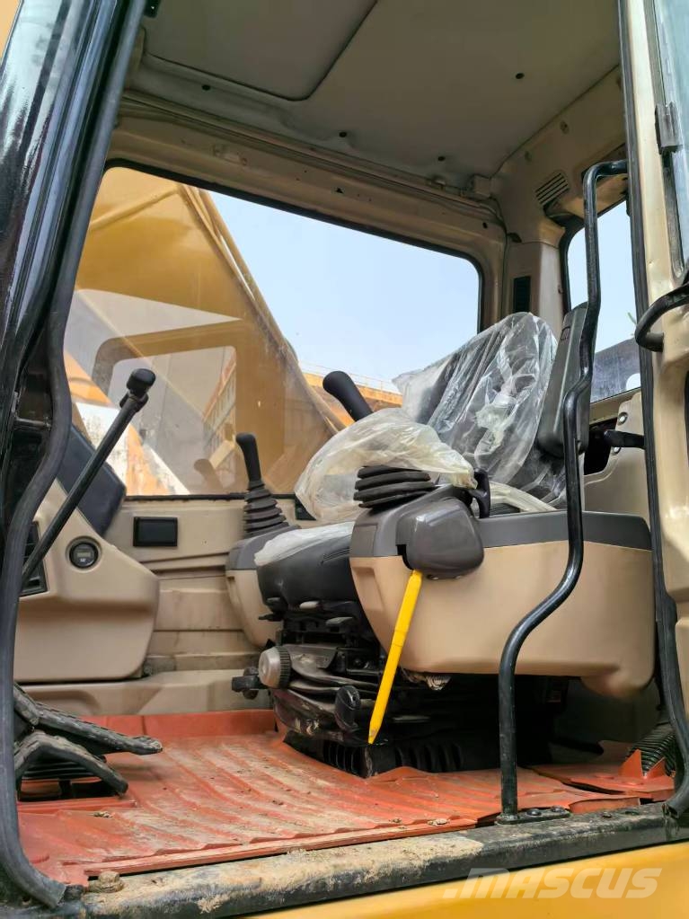 CAT 320BL Raupenbagger