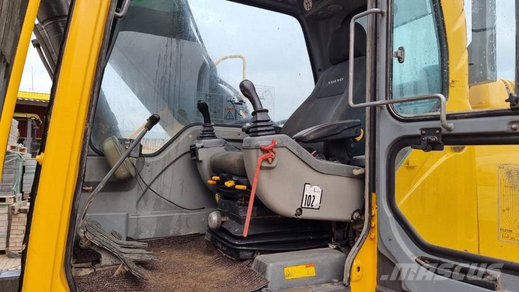Volvo EC 210 B LC Верижен екскаватор