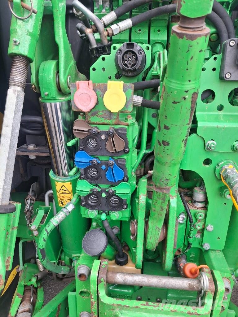 John Deere 6135R Tractors