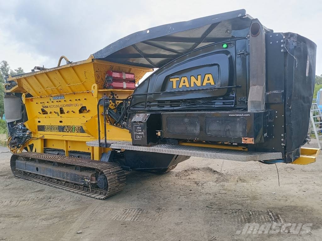 Tana Shark 440 DT Eco shredder wood remote radio آلات تمزيق المخلفات
